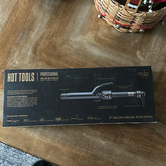 NEW Hot Tools Professional Black Gold 1 1/4” Curling Iron - Picture 3 of 3
